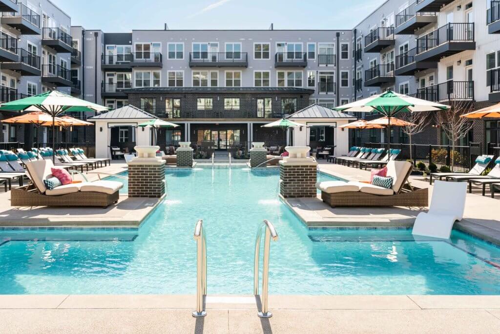 pool at skytop apartments in cincinnati ohio