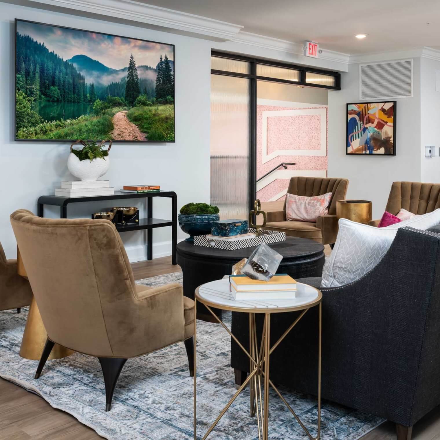 lounge at skytop apartments cincinnati ohio